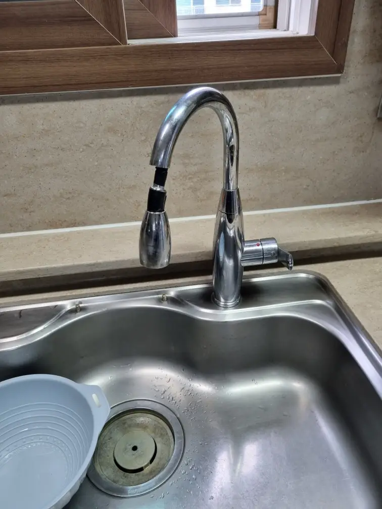 싱크대 수전 교체 1